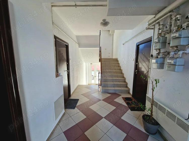 Direct proprietar vand Garsoniera zona Eroii Revolutiei - 10