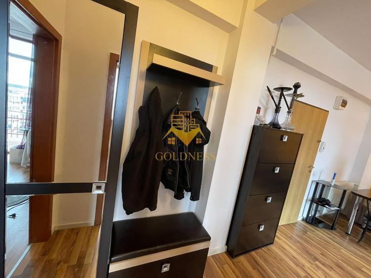 Apartament cu 3 camere semidecomandat, mobilat în Zorilor