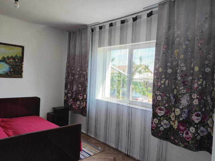 Casa cu 5 camere - 6