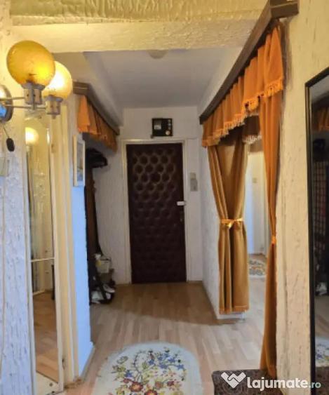 Apartament 4 camere, 83 mp, zona Vest - 9