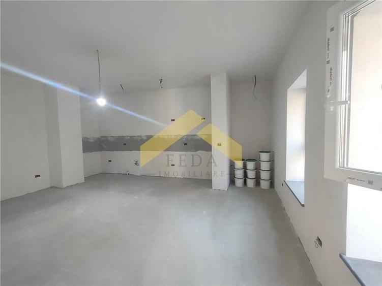 Casa cu 3 camere de vanzare in centrul Aradului - 8