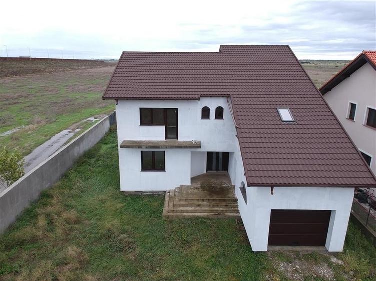 CASA P+E LA STADIU DE FINISAJE,  STR. CUZA VODA,  ZONA PETRESTI - 3