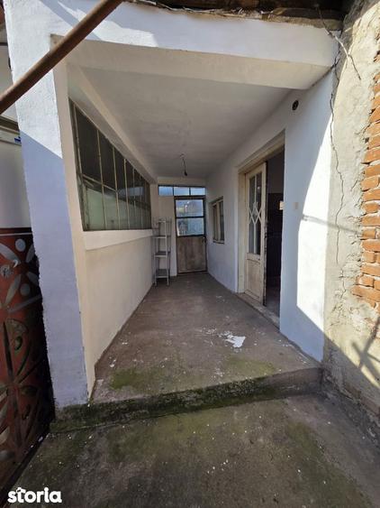 Casa ultracentrala + spa?iu comercial | Teren 193 mp, Targovi?te - 5