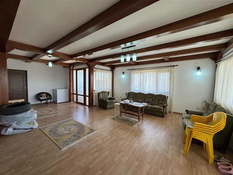 Casa pe structura metalica de vanzare in Focsani str Zabala 1C - 12