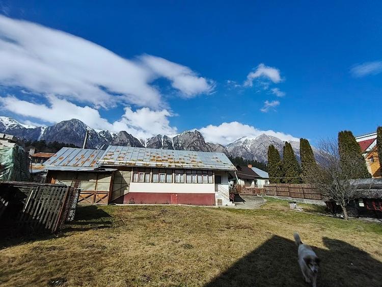 Casa de vanzare in Busteni, renovata in 2008 - 1