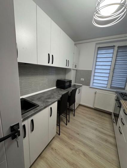 Inchiriez apartament 2 camere Craiovei/ Gheorghe Doja - 2