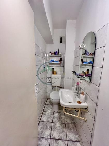 Apartament 3 camere, decomandat - 16