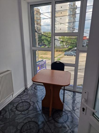 Se inchiriaza saptiu comercial pret 1500 euro negociabil. - 5