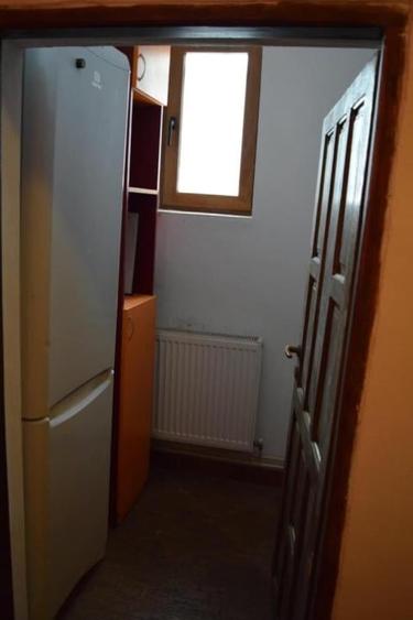 Timpuri Noi-apartament 3 camere in vila interbelica demisol/p 1,curte - 11