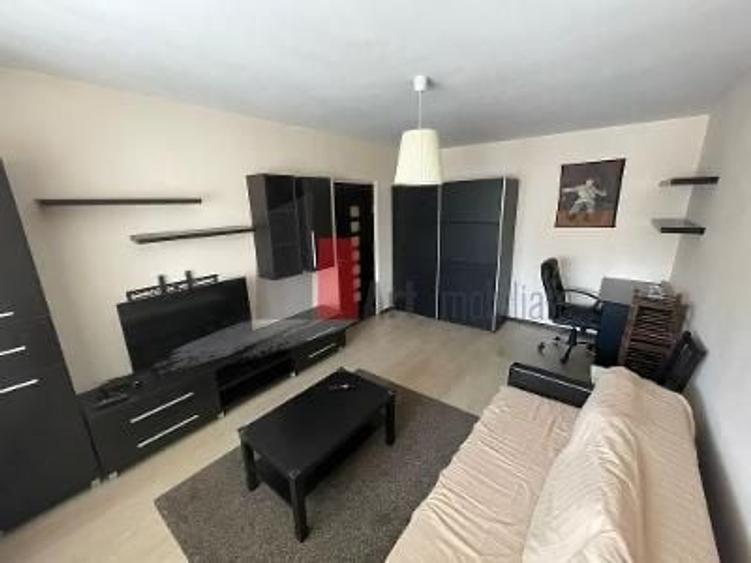 Inchiriez apartament,  2 cam, decomandat, in Militari, Piata Gorjului. - 2
