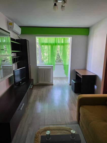 Apartament cu 2 camere nedecomandat în Alexandru cel Bun