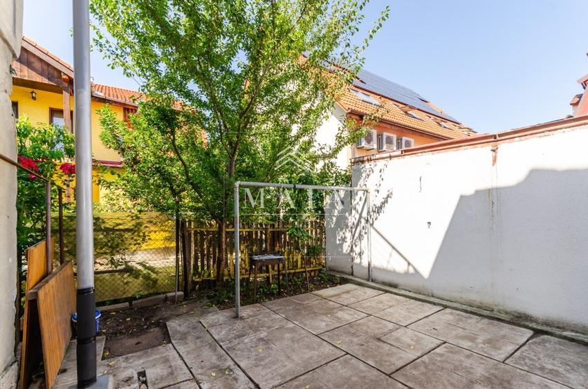 Apartament la casa, 93 mp, curte 31 mp,  Strand-Sub Arini - 2