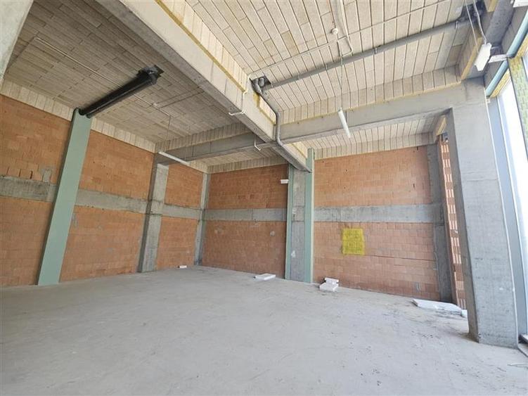 Inchiriere parter Galeriile Belvedere - de la 160 mp - 8