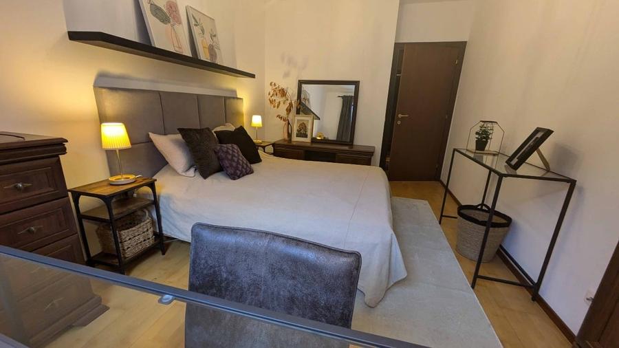 Apartament generos de 2 camere-Sinaia, zona Izvor - 10