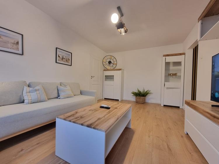 Apartament 3 camere metrou 1 Dec 1918 - 1