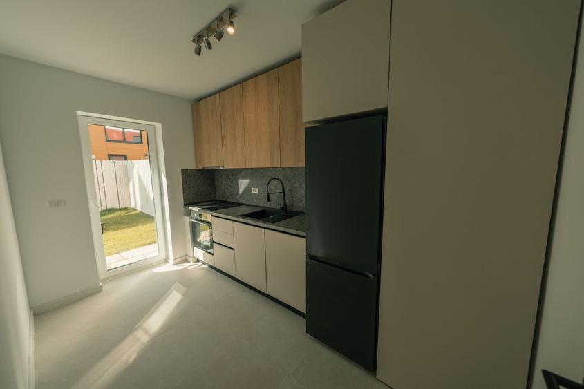 Casa - lux cu curte 3 camere  100mp Pipera Plazza H4L The Village/Metrou Pipera - 3