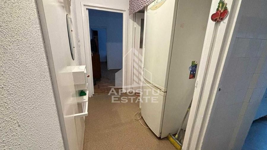 Apartament 2 camere, semidecomandat, zona Girocului - 2