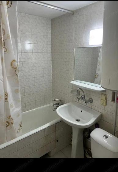 garsoniera de inchiriat cu centrala proprie in zona titan - 2