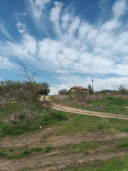 Agentie vand teren intravilan 1374 mp ,Drumul Muntenilor- Girlesti - 2