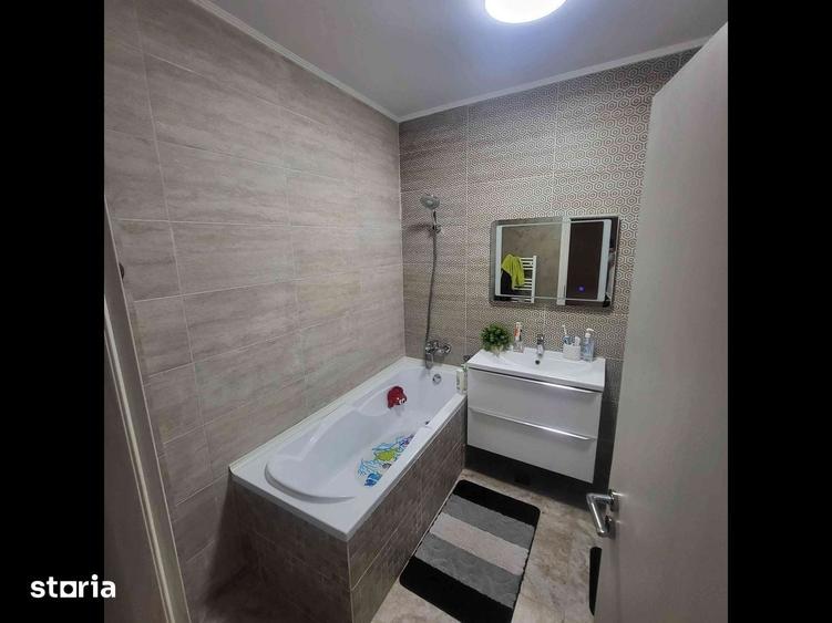 PROPRIETAR. Apartament 4 camere, Palazu Mare - 2
