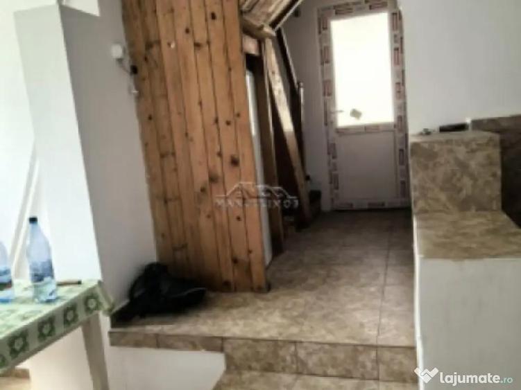 Casa de vacan?a / locuin?a permanenta zona centra - 8