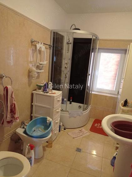 Vand casa caramida Vand casa caramida