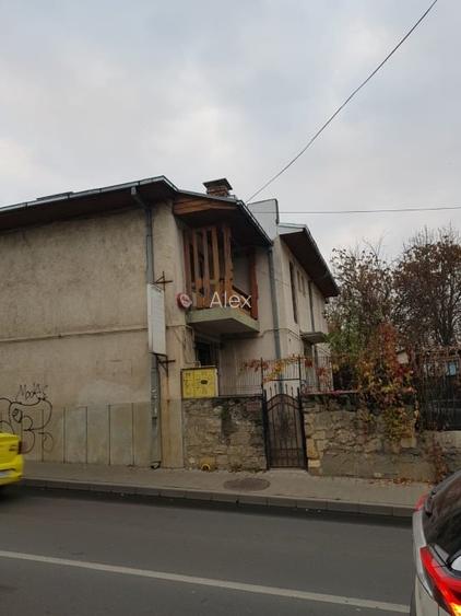 Inchiriez spatiu comercial la parterul unei vile, str. V. Lupu, Iasi
