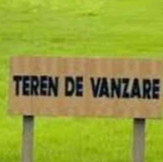 Vand teren intravilan, loc de casa in Pret: 27.000 - 1