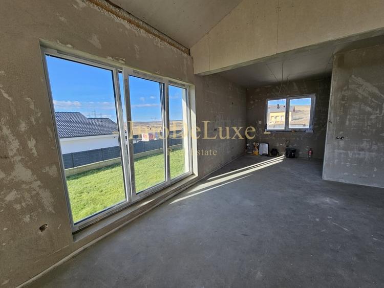 Casa individuala 1 nivel, teren 900 mp, 107 mp utili, 4 cam, com. Jucu - 11