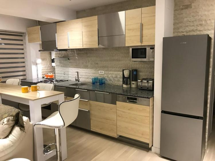 Apartament de 2 camere, 50 mp, centrala proprie, - 3
