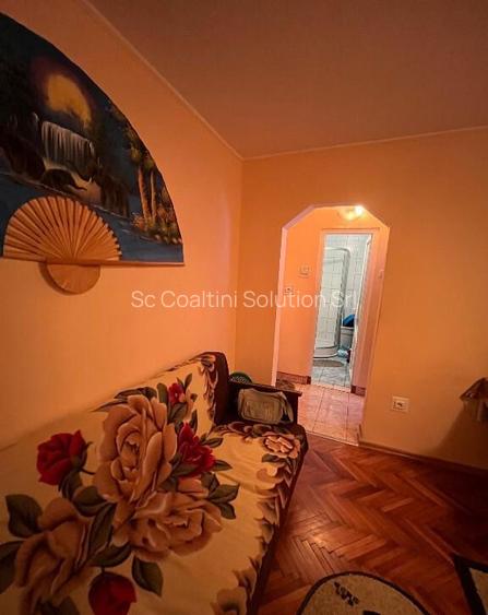 Apartament 2 camere Viziru 1 parter cu balcon.
