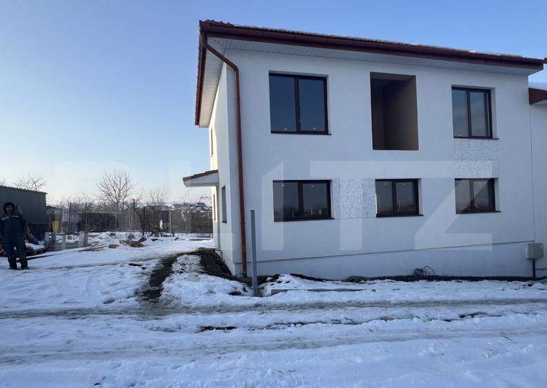 Casa cu 4 camere, curte amenajata - Sura Mica - 12