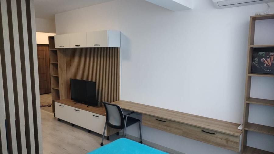 Garsoniera decomandata, metrou Berceni - 3