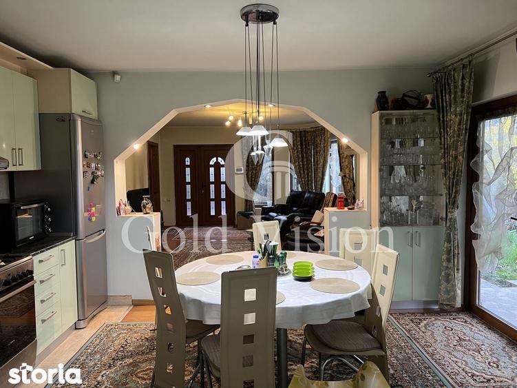 Casa cu 5 camere + anexa cu garaj, mobilata complet, str. Gh. ?incai - 19