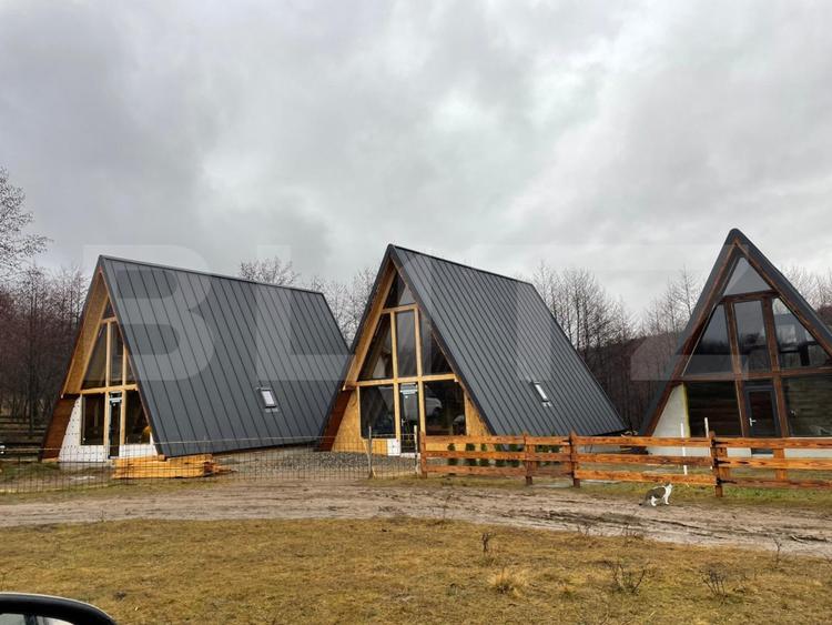 Pachet de 3 case in zona Tohanita, case tip A-frame  , 400 mp teren fiecare - 1