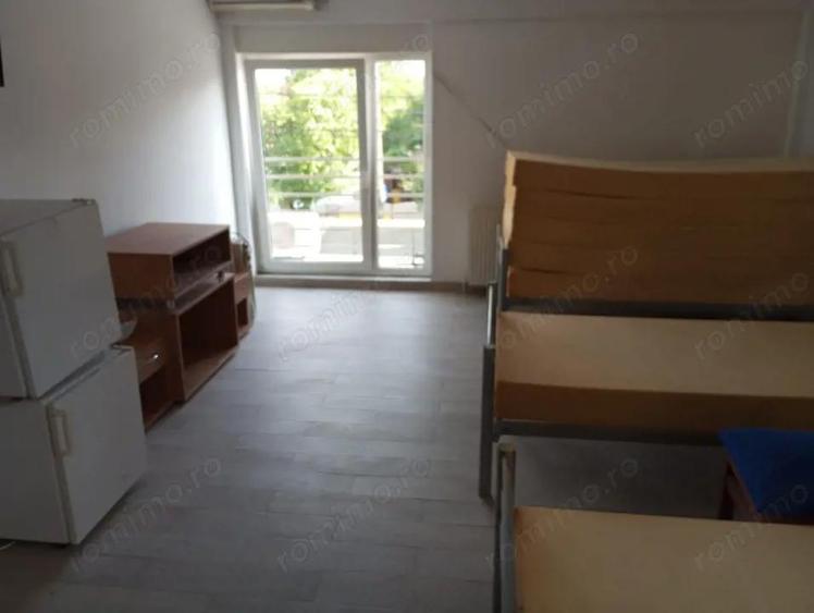 Pensiune de vanzare cu 15 camere cu baie proprie, suprafata utila 550 mp - 7