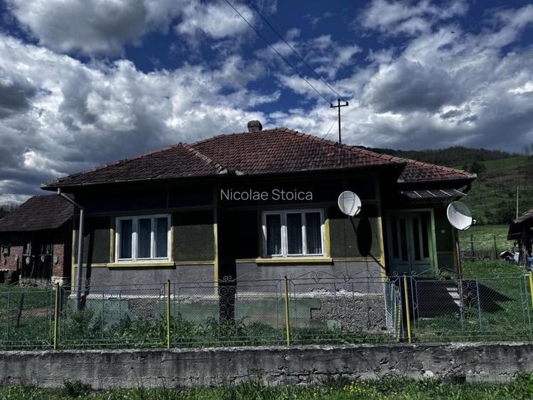 Casă individuală cu 3 camere în Balșa Casă individuală cu 3 camere în Balșa