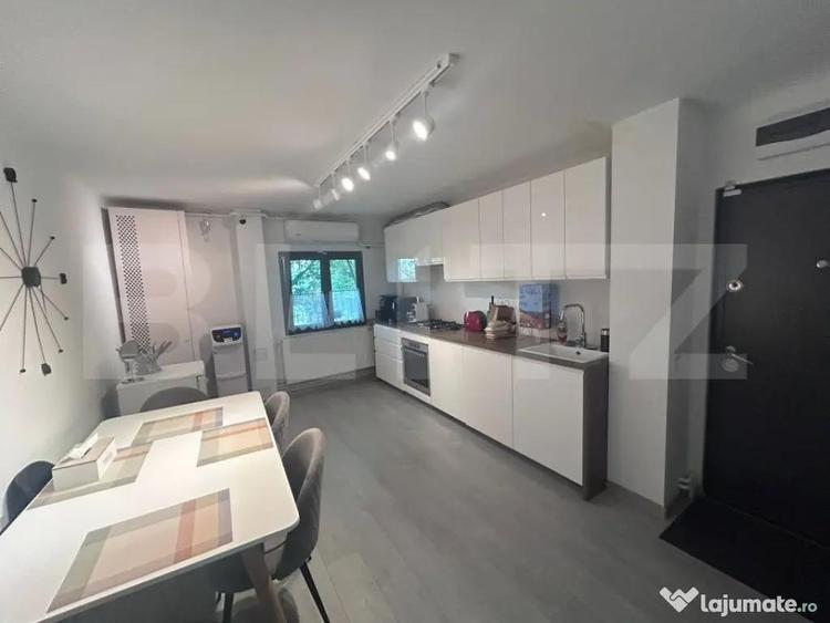 Apartament cu 4 camere, decomandat, etaj 1, 84,45 mp, zona - 7