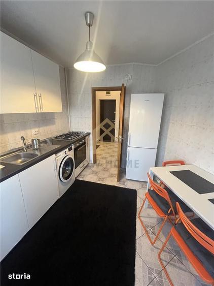 Apartament cu 2 camere decomandat, mobilat în Vitan