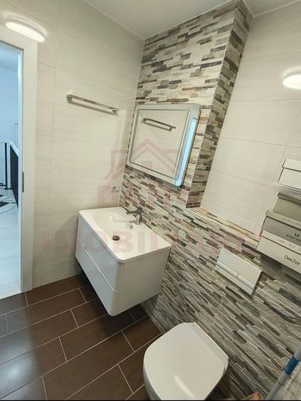 VILĂ TIP TRIPLEX/ LA CHEIE/ &Icirc;N CARANSEBEȘ/,JUD.C-S COMISION 0% - 23