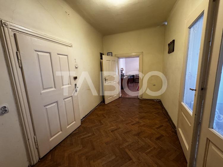 Apartament decomandat 3 camere 123 mpu langa Podul Minciunilor Sibiu - 2