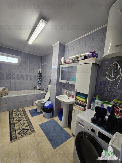 Vila regie proprie 5 camere+crama centru Domnesti - 11