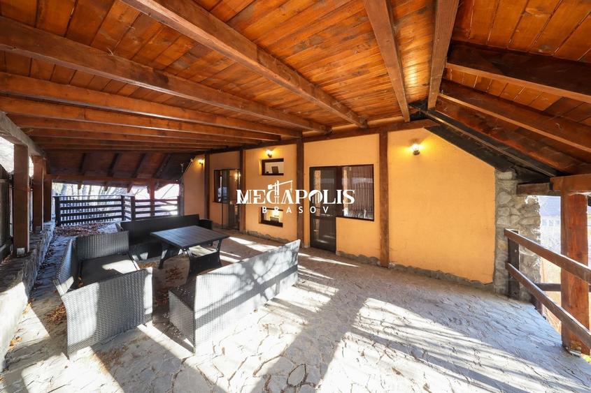 Pensiune/Vilă de vânzare în Bran | 8 camere | 180 mp - 49