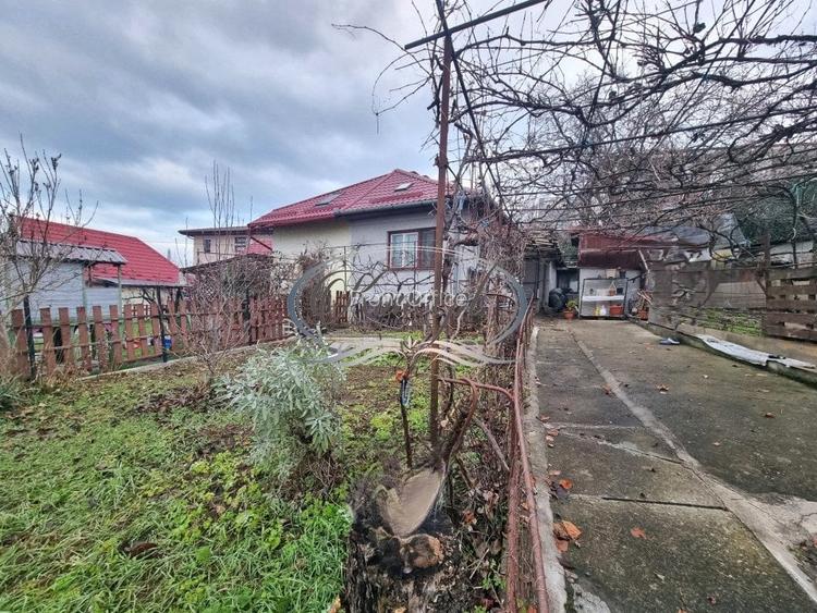 Casă cu 2 camere în Gruia Casă cu 2 camere în Gruia