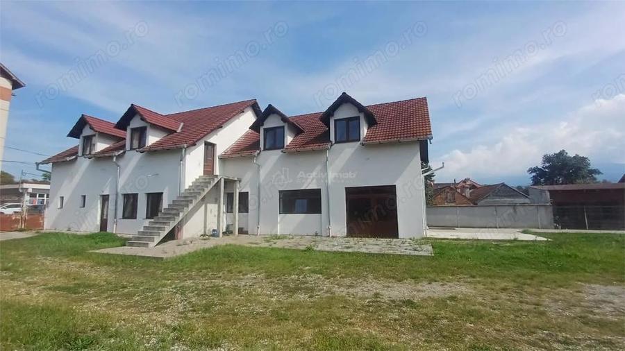 Inchiriem casa ultracentrala in Talmaciu - 10