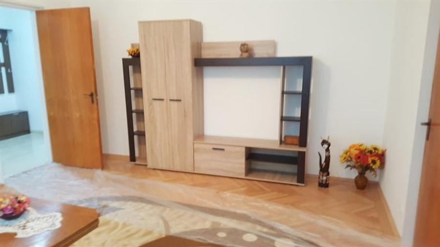 Titan, Policlinica, inchiriere apartament 2 camere, aproape de parc - 1