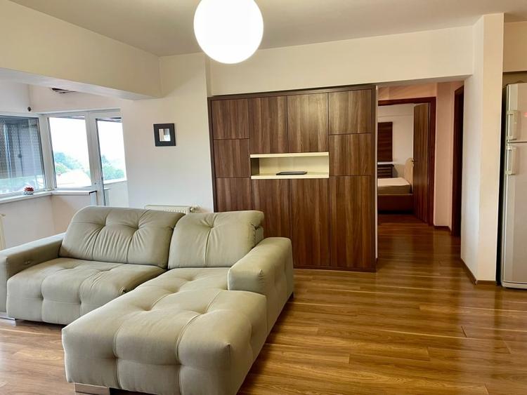 Apartament cu 3 camere- Podul de fier-Bloc Nou - 2