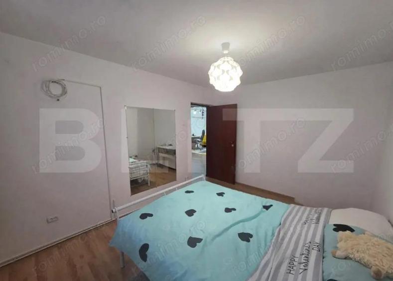 Apartament 3 camere, 74 mp, zona Micro 5 - 1