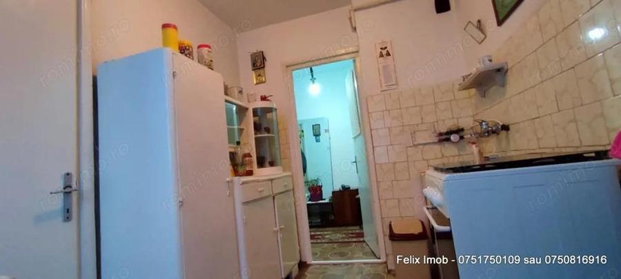 Narcisa, 2 camere la parter cu balcon intabulat - 9