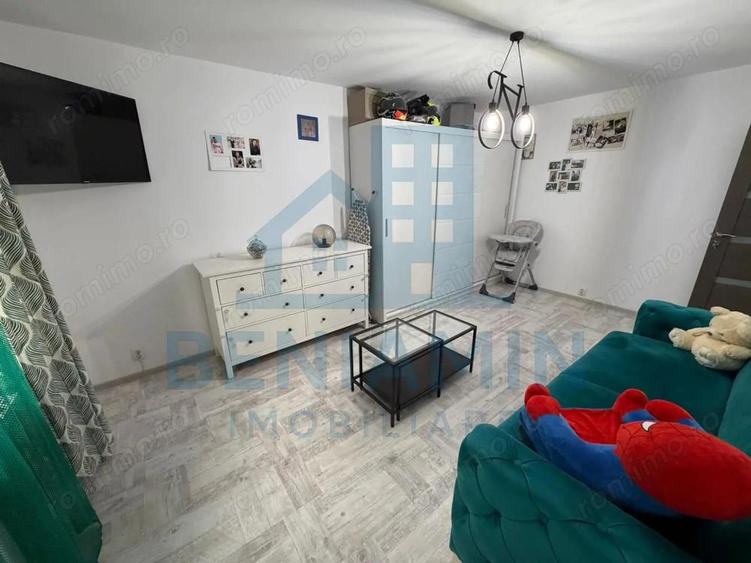 2 Decomandate - Etaj 3 - 52mp - Centrala - An 1985 - Renovat - Rovine - 8